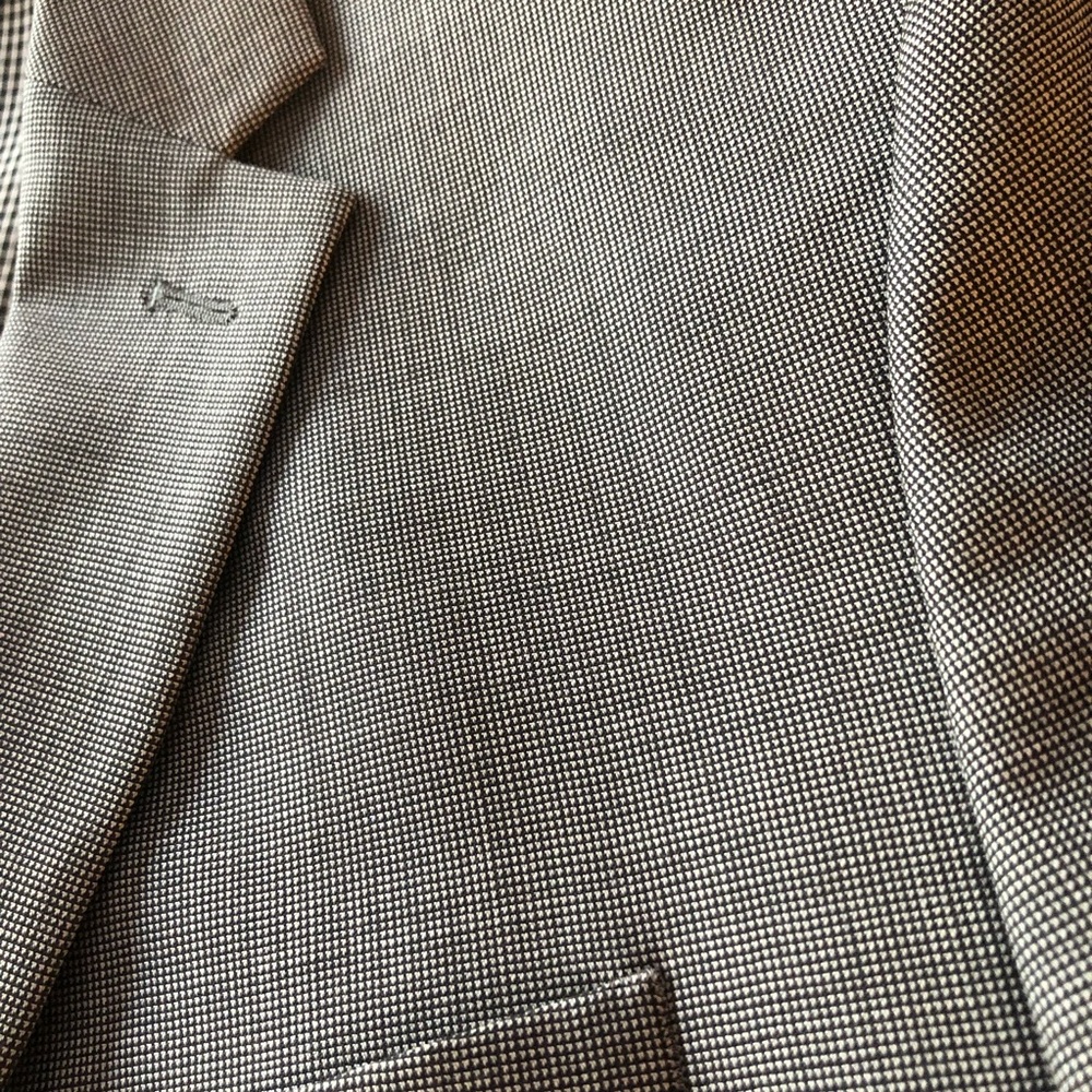 Men’s Banana Republic suit jacket - Picture 2 of 4